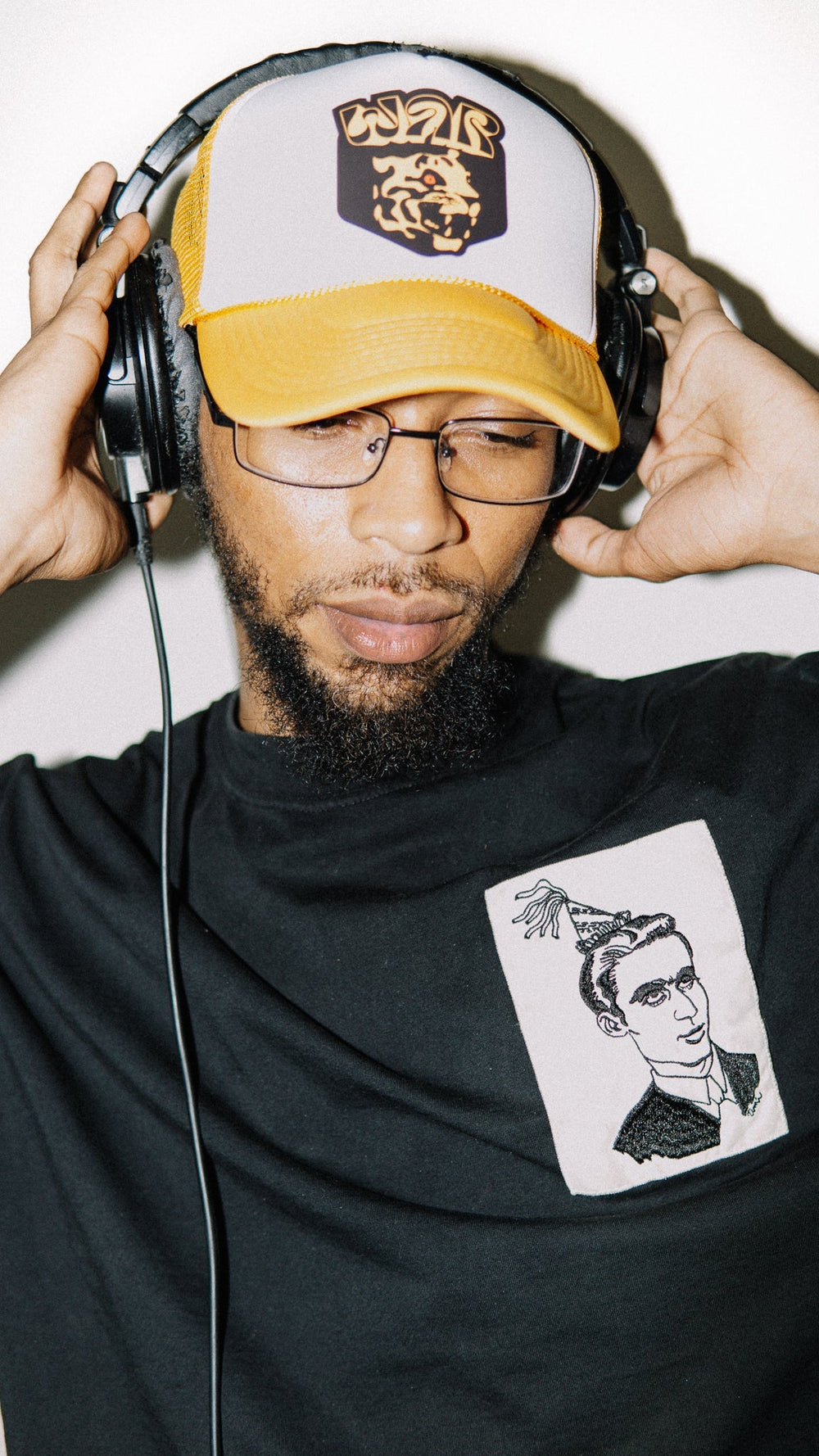 4 NEW A UNIVERSE TRUCKERS