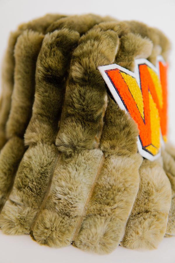 A UNIVERSE WAR DEMON SLAYER BUCKET