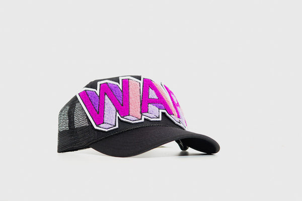 A UNIVERSE MODULAR HAT in BLACK